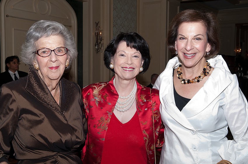 Dorothy Jacobson, Vivienne Smith and Sue Jacobson