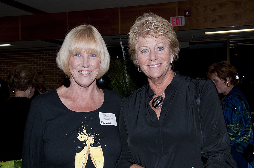 Diane DeMont and Debbie Comer
