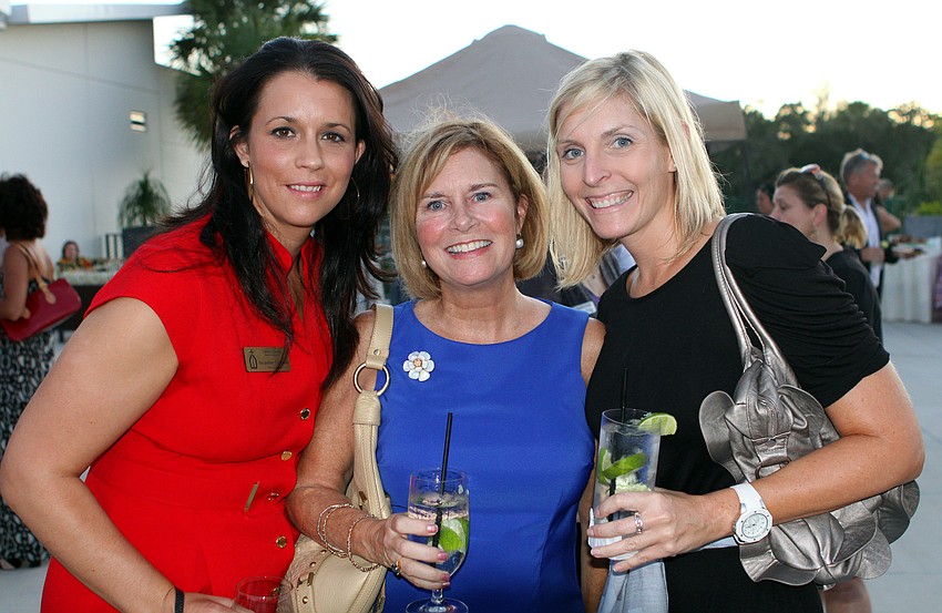 Jacquline Crombie, Beckie Higgins and Amy Paulishak