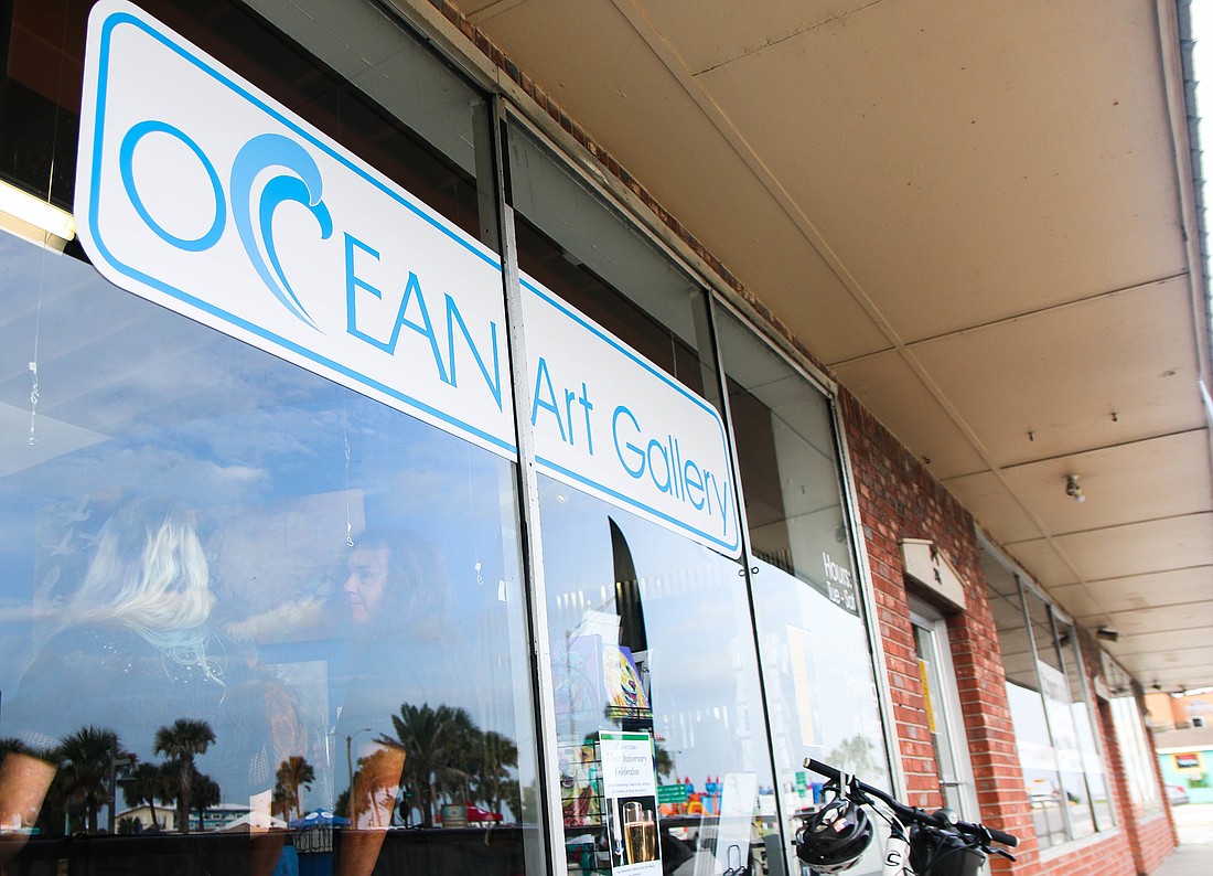 Ocean Art Gallery celebrated its five-year anniversary on Aug. 4. Photo by Paige Wilson