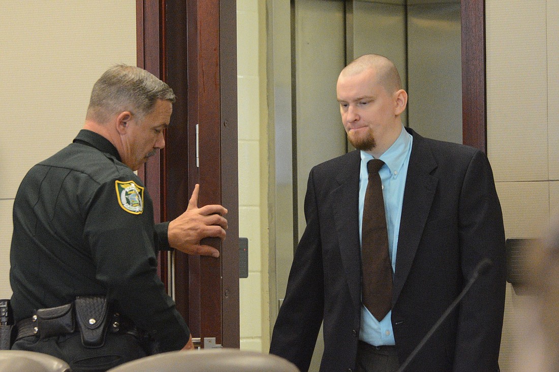 Eric Floyd enters the courtroom Aug. 23. Photo by Jonathan Simmons