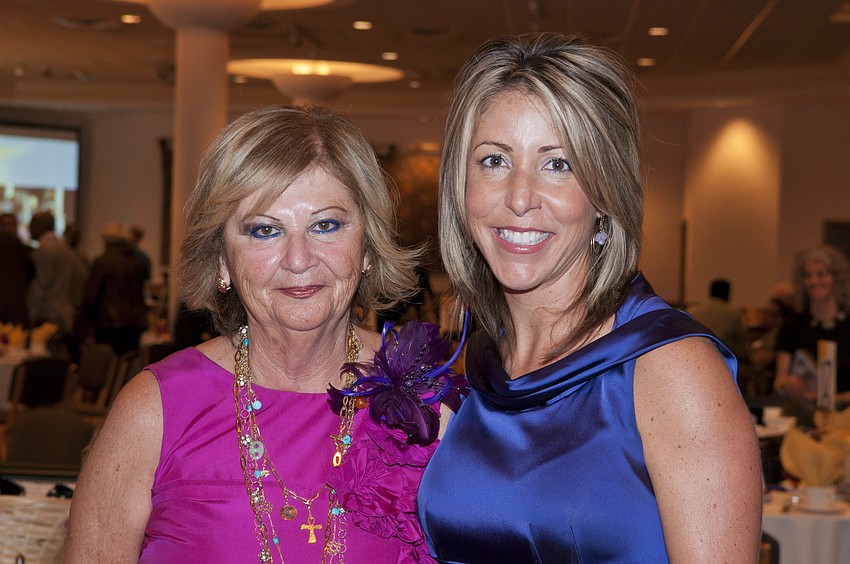 Renee Hamad and Tess Evanoff