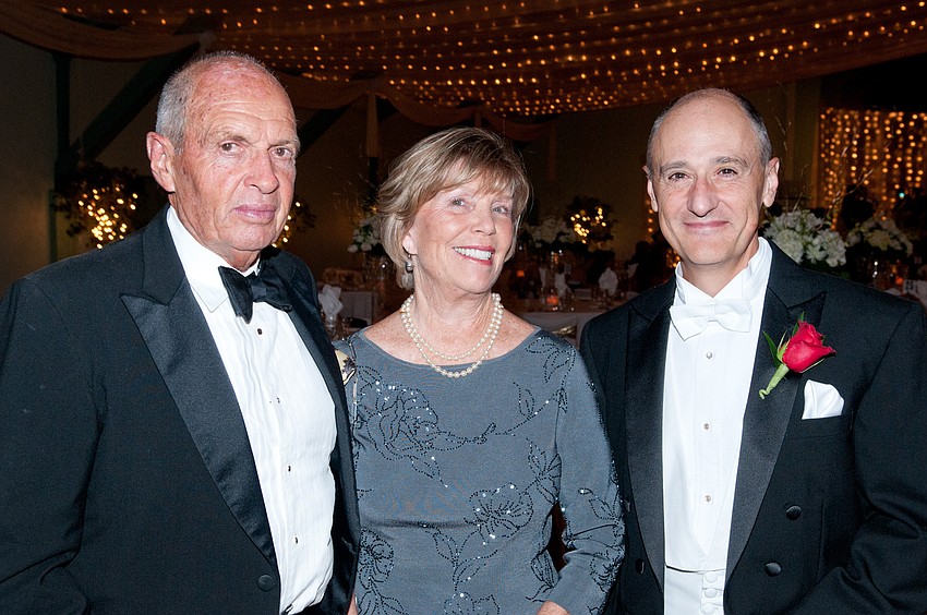 Les and Barbara Dubitsky with Raul Elizalde