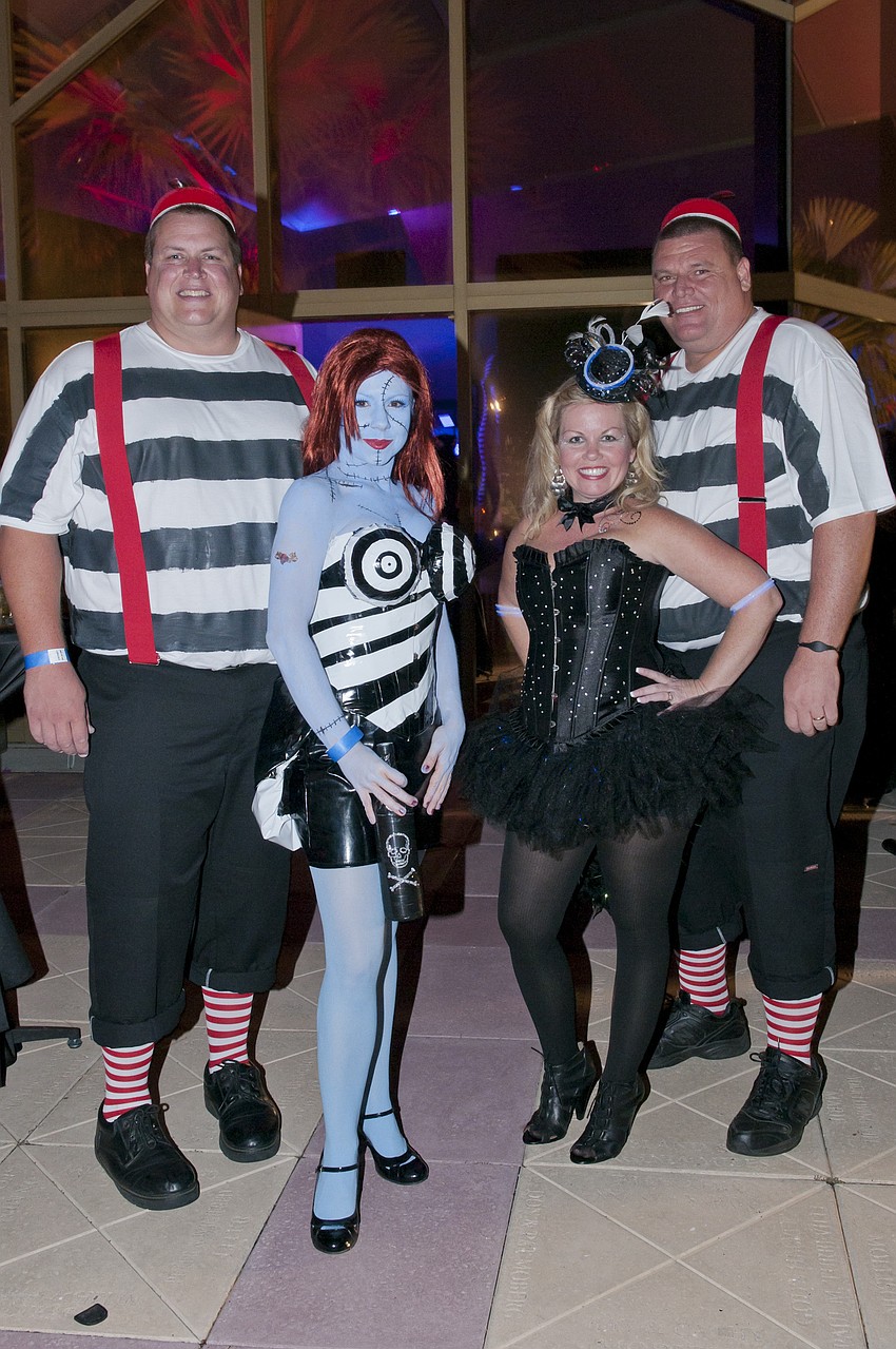 CJ & Christina Fraser with Rosheen & Tom Rypel