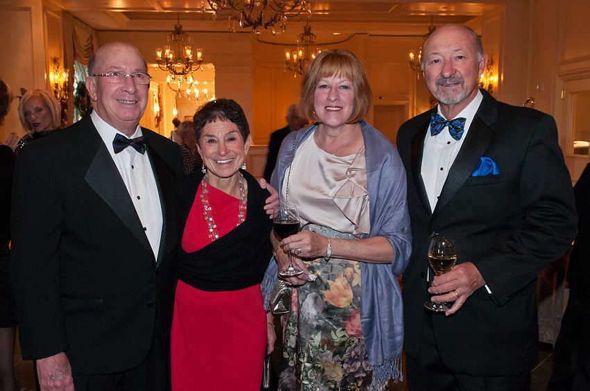 Lenny & Susan Landau with Sherry and Larry Linhart