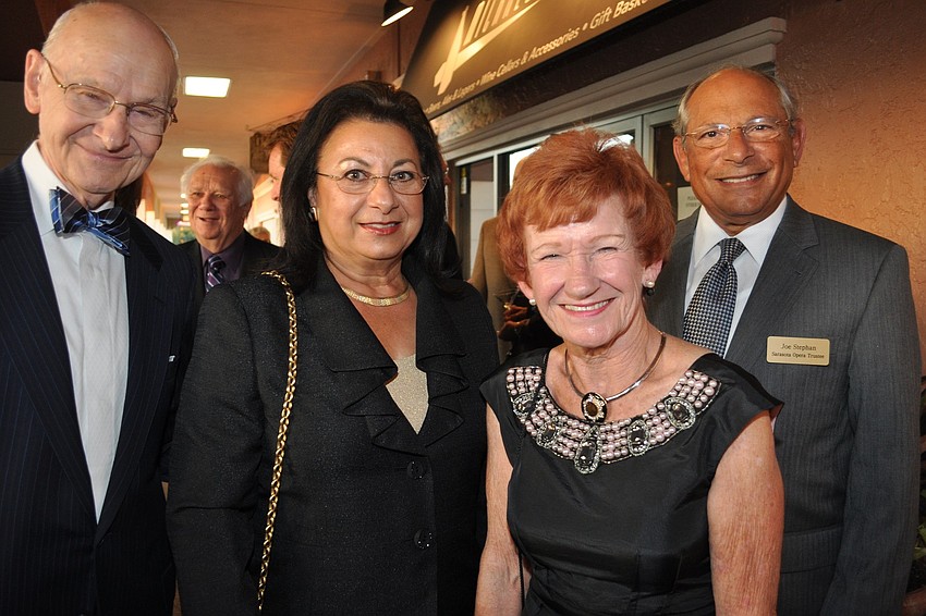 Scott Bushey, Nora Stephan, Ellyn Hammond and Opera Board President Joe Stephan