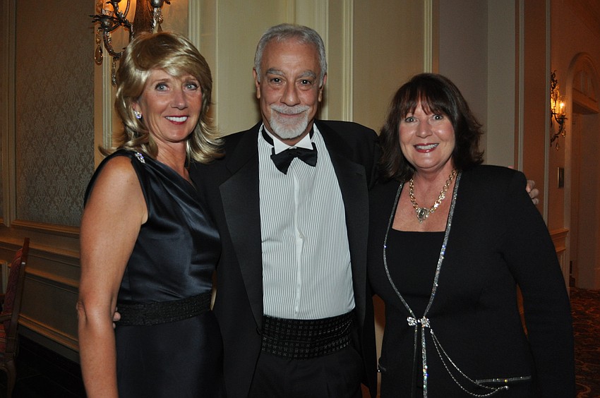 Elita Kane, Ken and Georgette D'Amelio