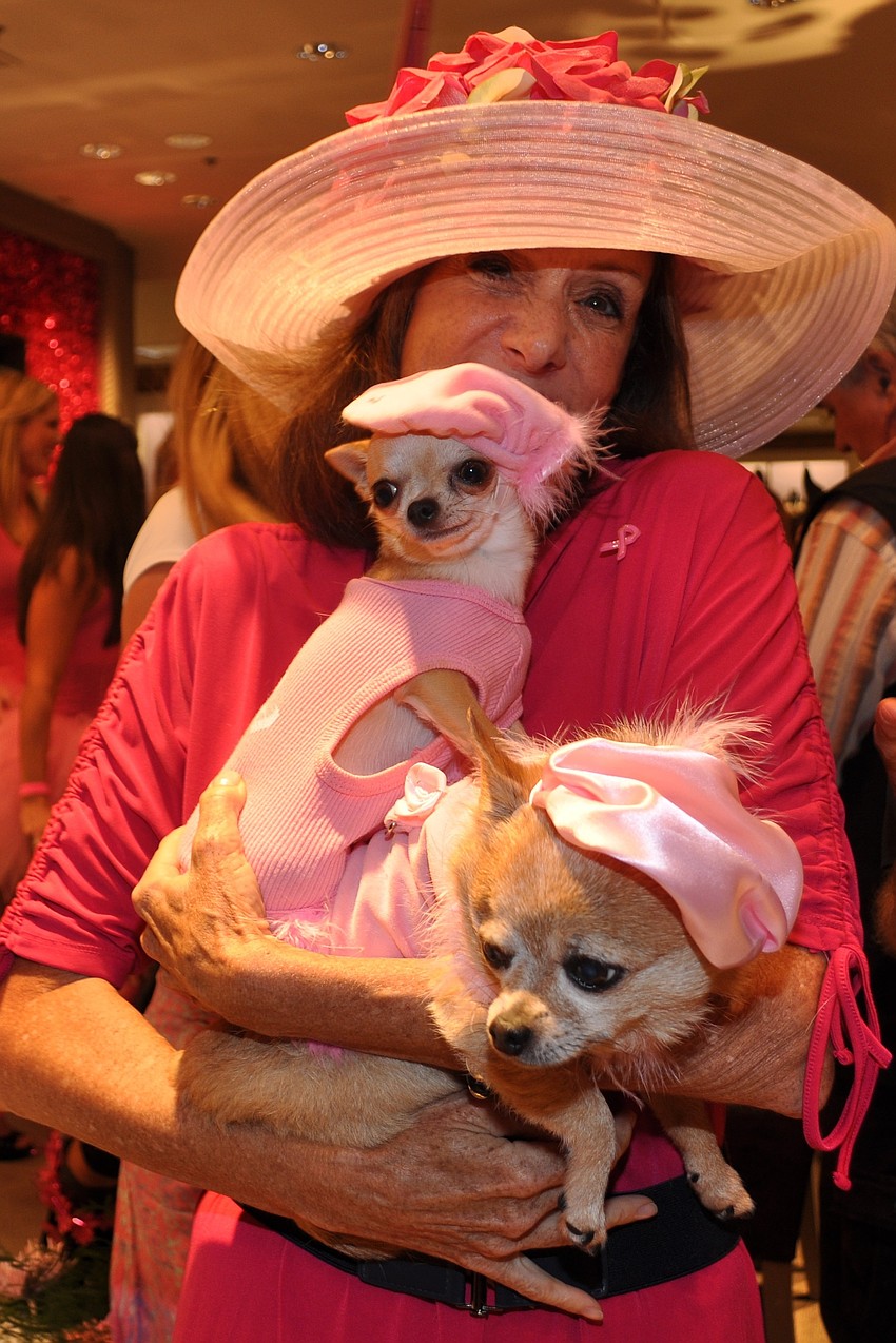 Breast in Show finalist Deb Knowles with Chiquita and Jazz