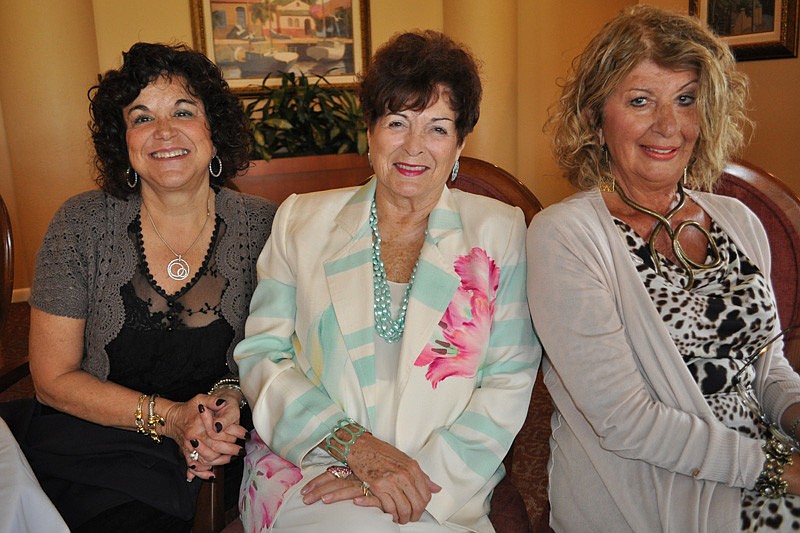 Shari Siegel with Emmy Schmidt and Women's Club President Kathleen Allen