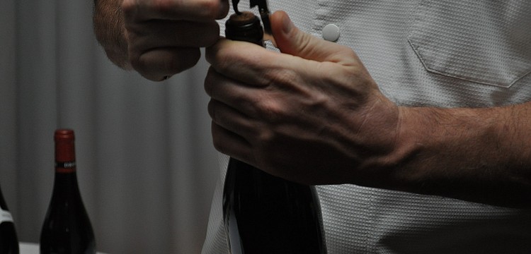 Yesterday, people around the world celebrated FÃ©te du Beaujolais Nouveau, a red wine from France only corked on the third Thursday of November. Maison Blanche had its own tasting.