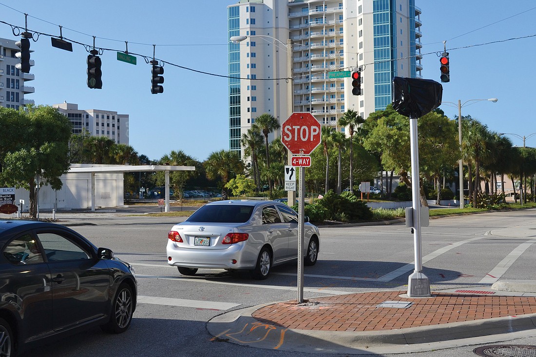 The intersection of Ringling Boulevard and Pineapple Avenue became a four-way stop last week to prepare for roundabout construction.