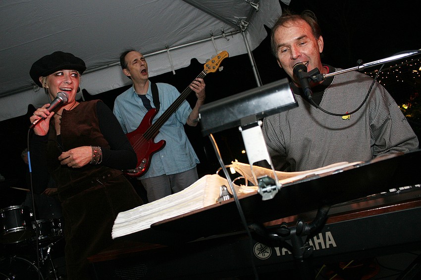 The Venturas performed jazz, blues and holiday favorites during their show at Music on Main.