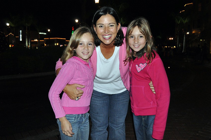 River Club resident Wendi Golden enjoyed a girlâ€™s night out with her daughters Taylor, 7 and Jordan, 9.