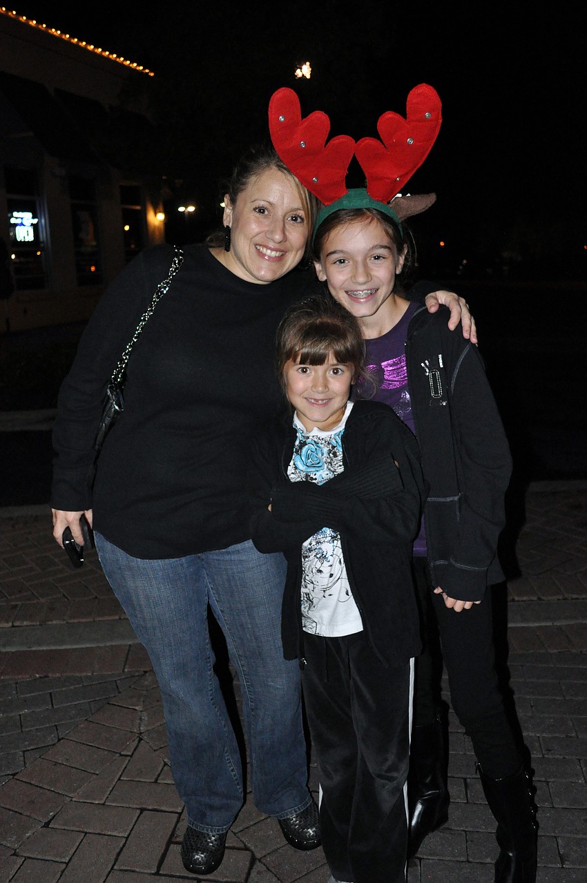 Lakewood Ranch resident Jennifer Patterson and her daughters Jordyn, 7, and Jade, 10 thoroughly enjoyed the event.