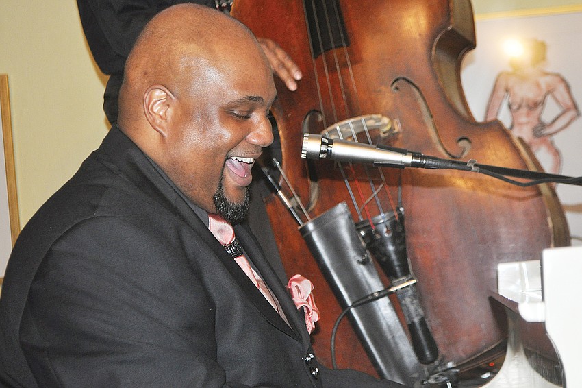 Vocalist Ozanda Gray performed in the 