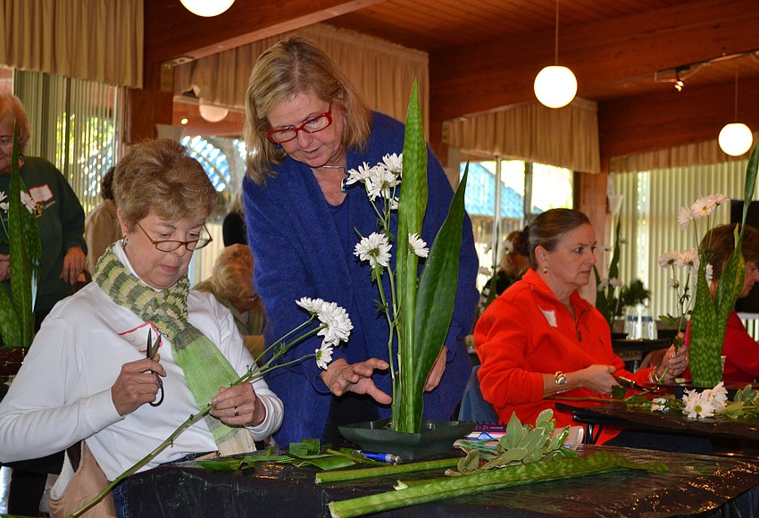 PHOTO GALLERY Sarasota Garden Club Floral Design Class