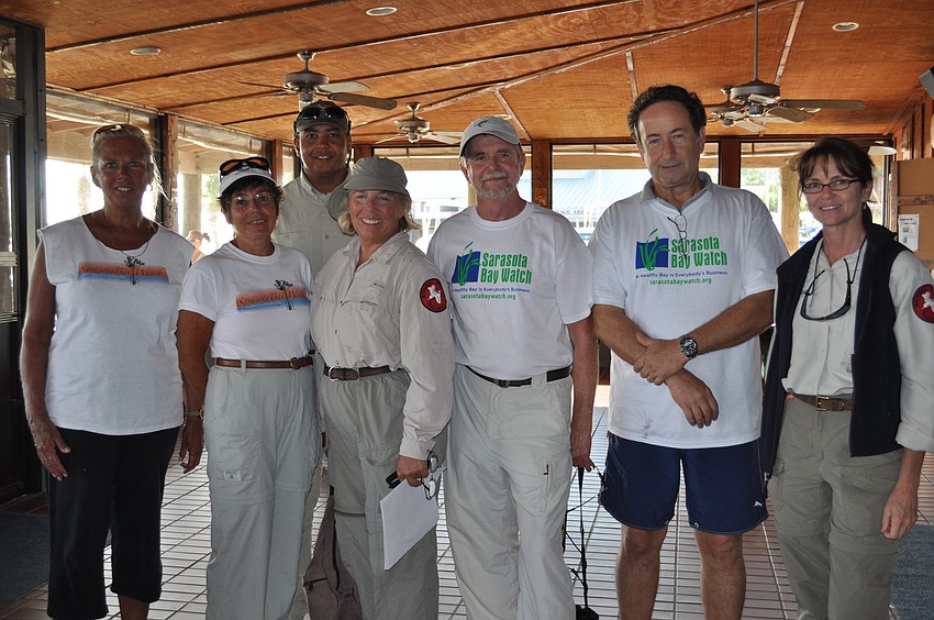 Rita Stonehouse, Linda Powers, Mark Rachall, Ann Paul, Rusty Chinnis, Andy Mele, Carol Cassels join the monofilament cleanup.