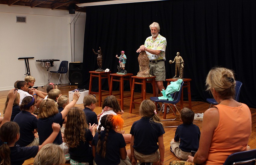 Jack Dowd talks to Linda Wallin's fourth grade art class and asked them if they would one day like to be an artist. Many students raised their hands.