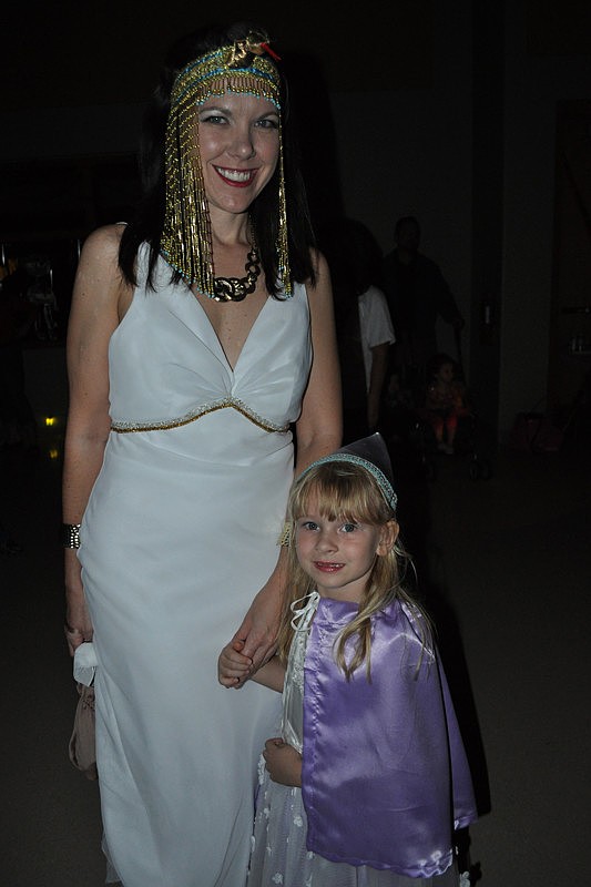 Alissa and Elain Zdancewicz