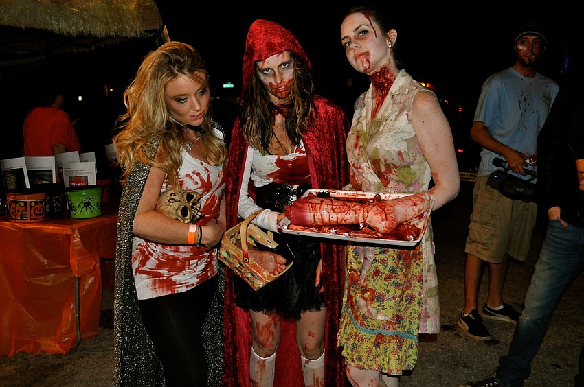 Chelsea Warren, Bailey Vorse and Kindle Vorse