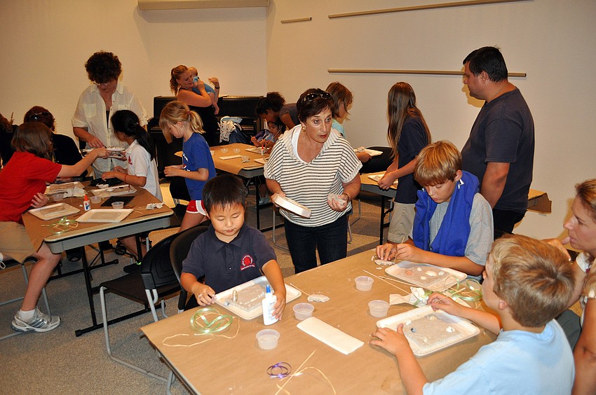 There were over 15 students who participated in the â€œExperimenting with texturesâ€ class Tuesday, Sept. 20, at the Selby Public Library.