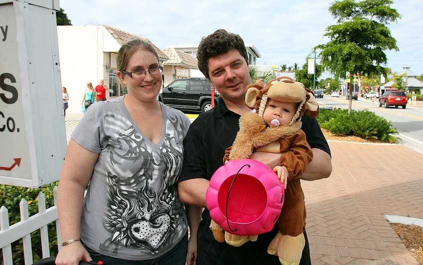 Ashley, Jonathan and Trinity, 10 mos., Lonsdale