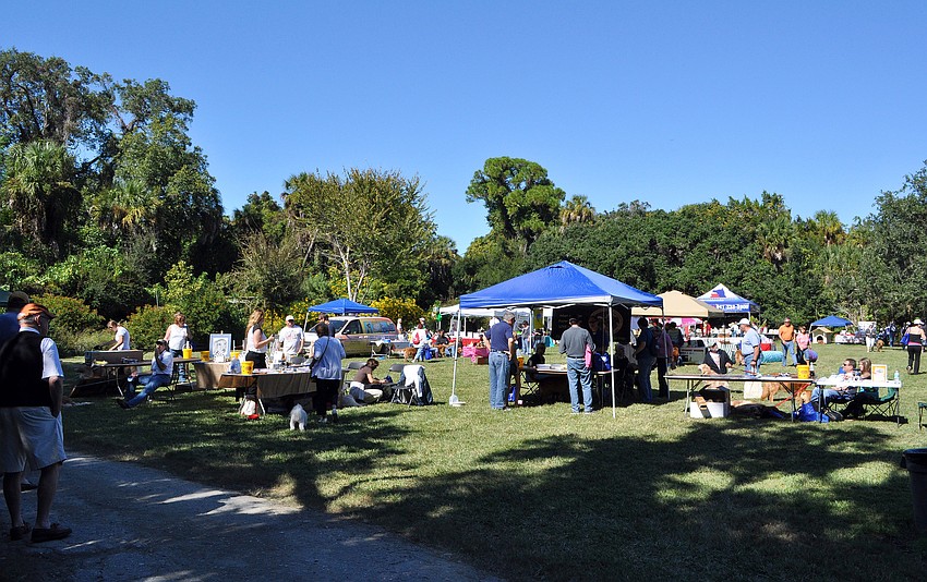 Hundreds of people and their dogs came out, Saturday, Nov. 12, to Golden Fest out at Historic Spanish Point Park.