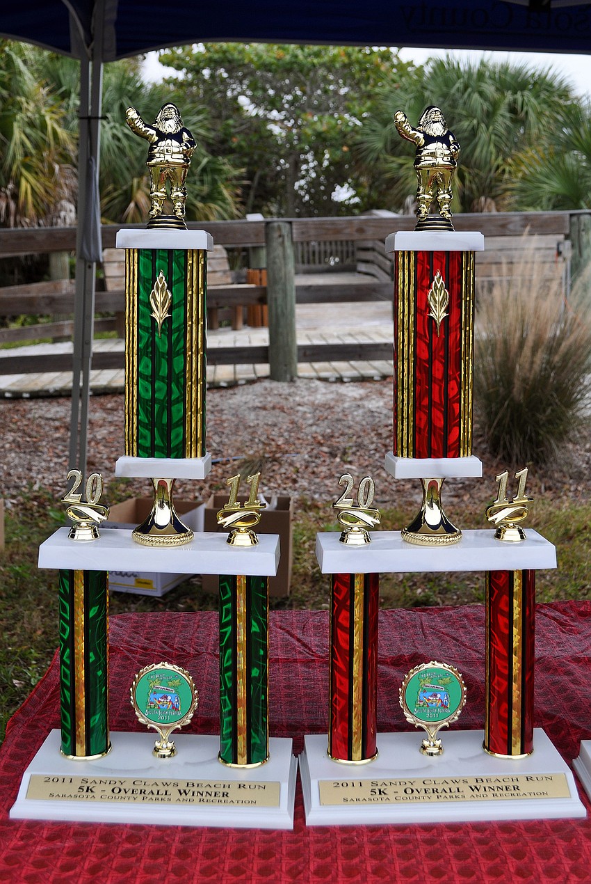 The two main trophies for the winners of the Sandy Claws run.