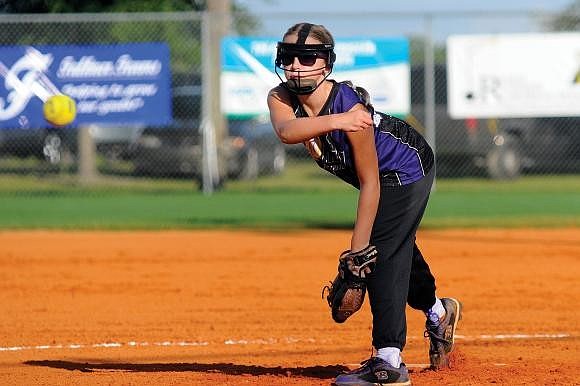 Jamie Loring started on the mound for the Storm 01 team in its first single-elimination game Sept. 25. Photo by Jen Blanco