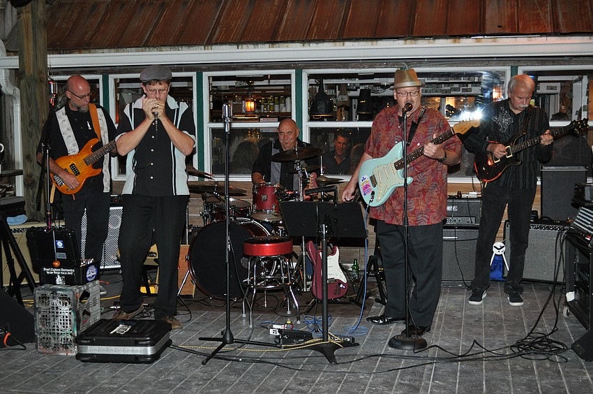 Bass player Jim Linkogle, harmonica player Steve Scott, drummer Brad Tripp, frontman Stephen Mislyan and lead guitarist Richard Reilley.