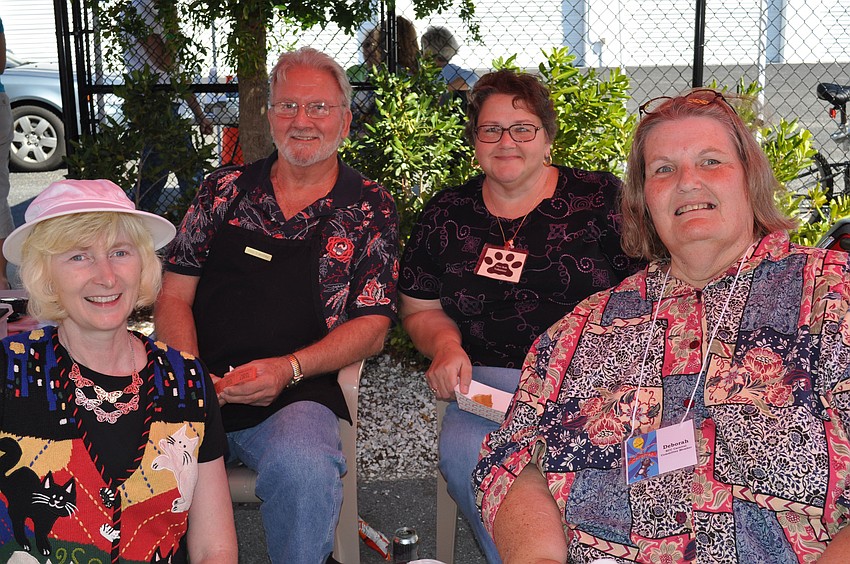 Lori Michelle, Paul Brochu, Mary Beth Brochu and Debbie Schulz