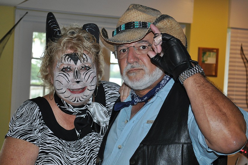 Commadore Dick and Linda Baglio