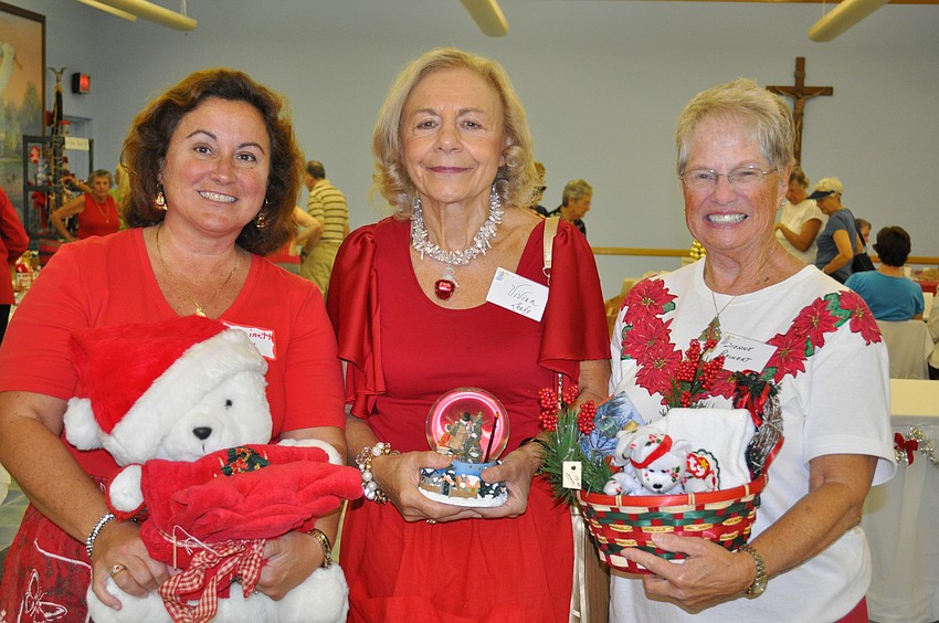 Antoinette Brill, Vivian Leahy and Dionne Reinert