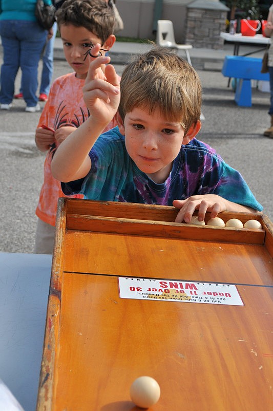 Gavin Growth, 7 was the day's first winner in the Over-Under carnival game.