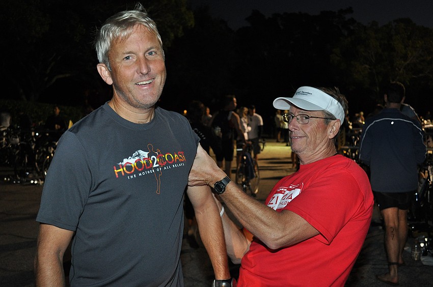 Bob Morris gets marked by Terry Holbrook