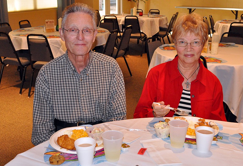 Lee and Patricia Hribar enjoy their fish dinner.