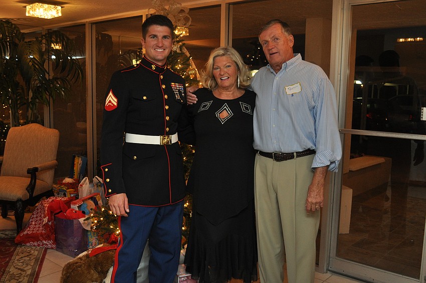 Marine Levi Courtney with Heidi and Kent Lagro