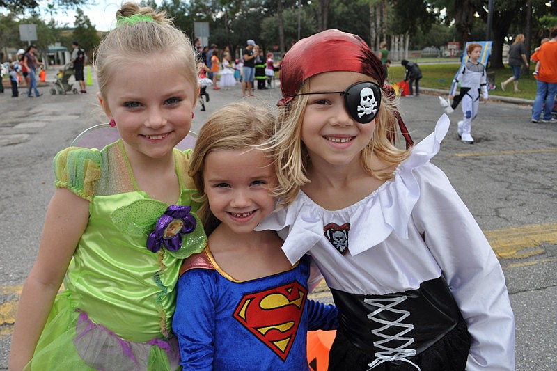 Annaliese Manassa and sisters Ella and Lilly Pramuka enjoyed all the festivities.