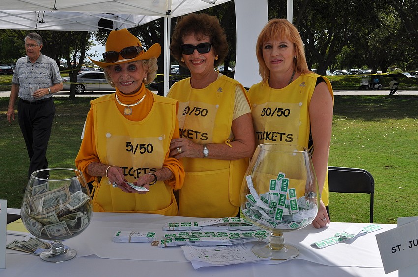 Edith Barr Dunn, Gosette Whiteneck and Olga Chepurko