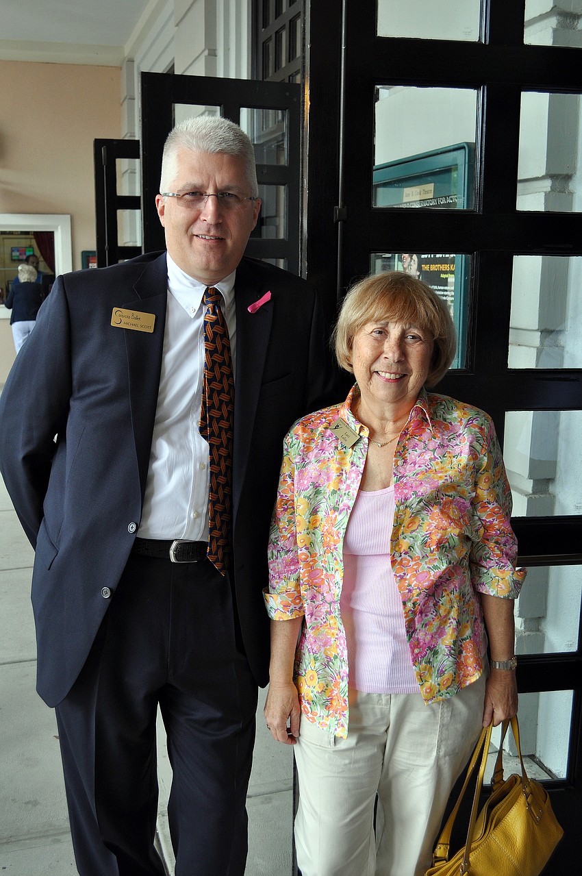 Michael Scott and Lori Lalin