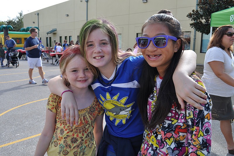 Gabrielle Carroll and her sister, Alexis, and friend, Rosie Kinnett, enjoyed the day together.