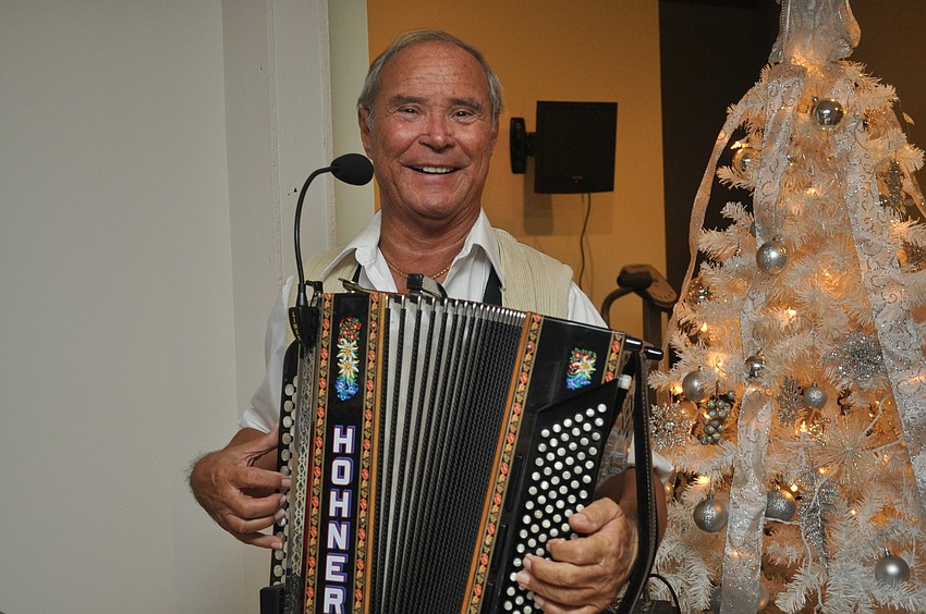 Sepp Diepolder played accordion and zither at the get-together