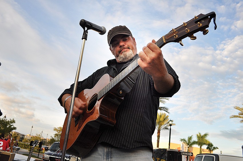 Long Island Johnnie performed at Lakewood Ranchâ€™s first International Beer Festival Oct. 29. Published Nov. 3, 2011.