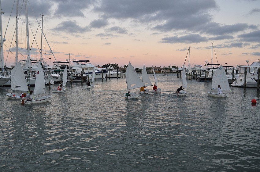 The contestants a minute after take-off