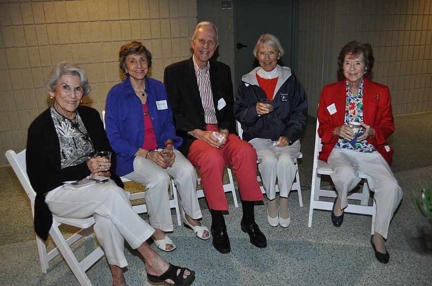 Jill Wilson, Kay and Gil Bosse (Gil served in the Army Air Force from 1943 to 1946), Sallie Van Arsdale (served in Navy WAVES from 1944 to 1946), and Betty Ann 
Waldheim