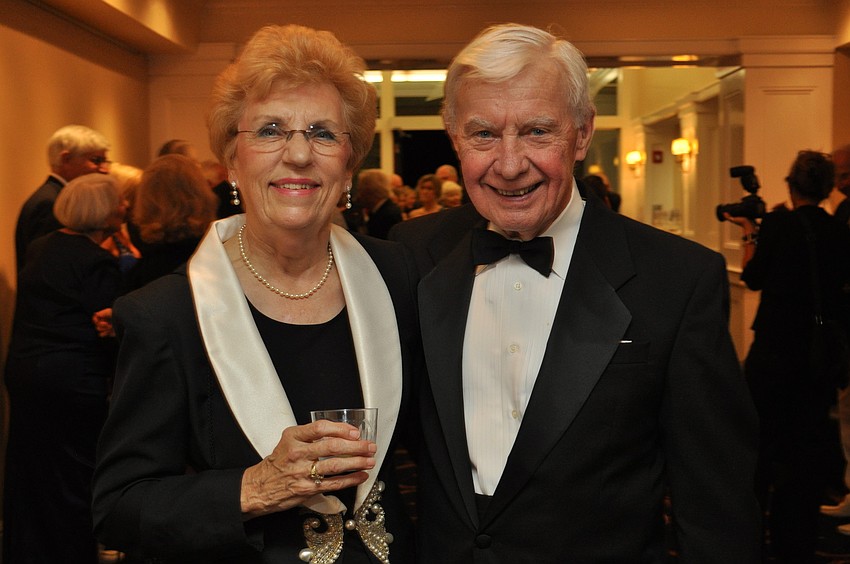 Sue and Larry Dennis