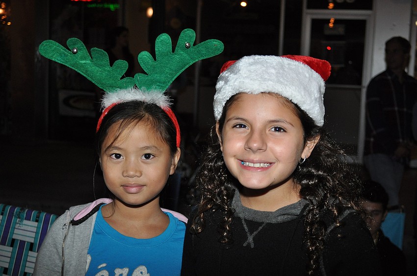 Kaylee Tran and Juliana Villa