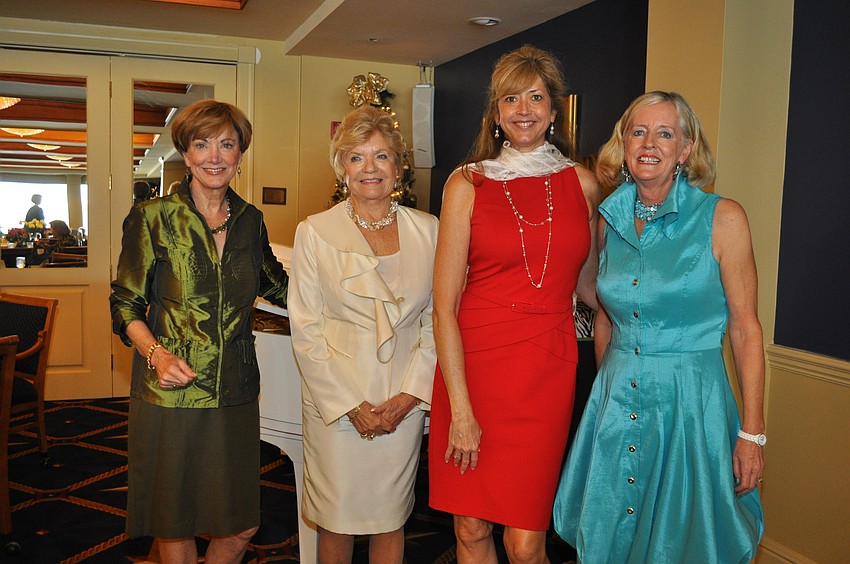 Lecturer Karen Jones, Sea Gals Chair Joyce Steele, Style Show Chair Rene Brookes and Jewelry Designer Annette Lloyd