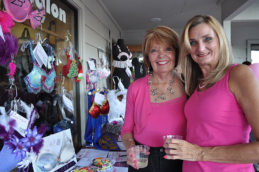 Dee Hohlt and Kris Niehaus are daughters of 94-year-old survivor and model Arlene Hohlt.