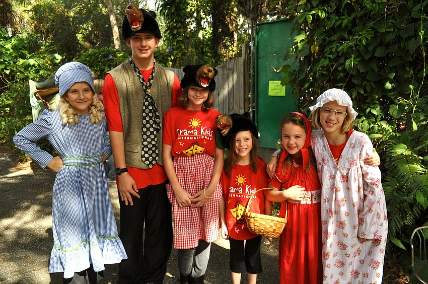 Morgan Russell, Zack Fitzpatrick, Ciara Leary, Ursula Kushner, Madisyn Wandall and Sarah Meredith